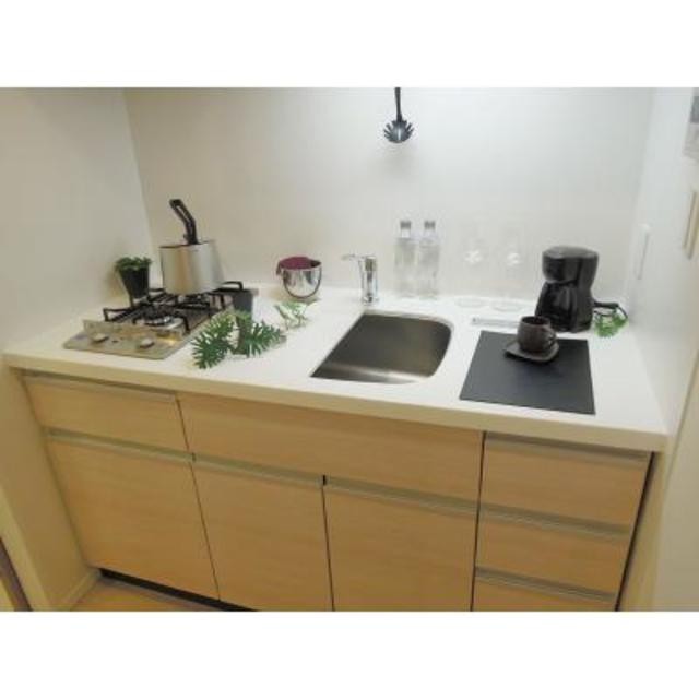 ※写真は同タイプ住戸です。(キッチン)