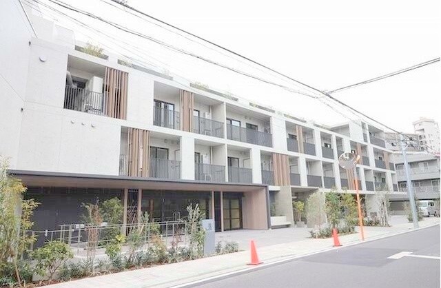 目黒区青葉台1丁目 【賃貸居住】マンション