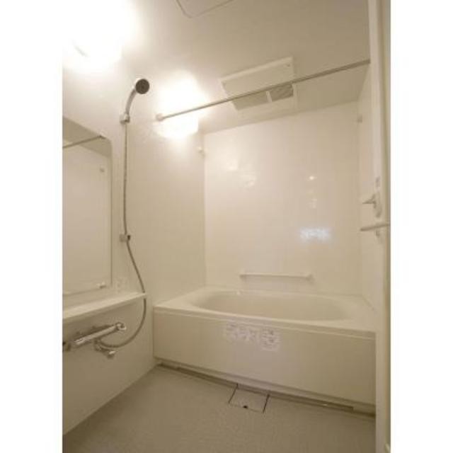 ※写真は同タイプ住戸です。(玄関)