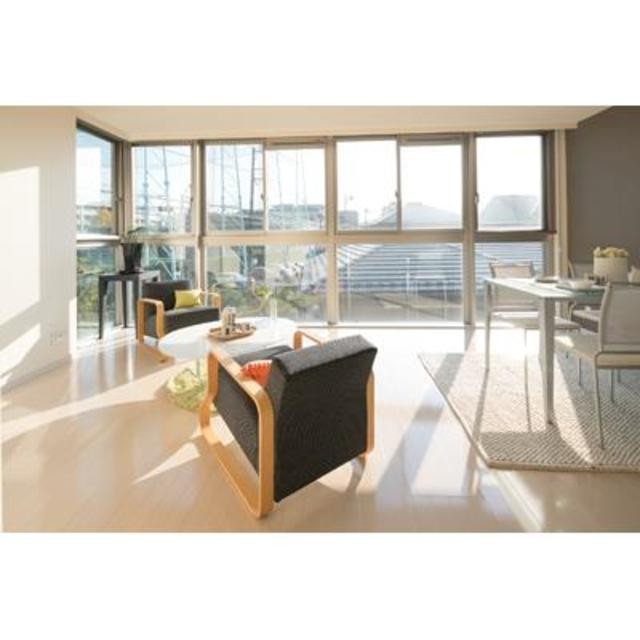 ※写真は同タイプ住戸です。(居間)