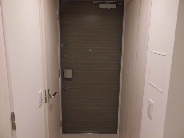 (玄関)