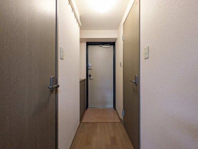 (玄関)