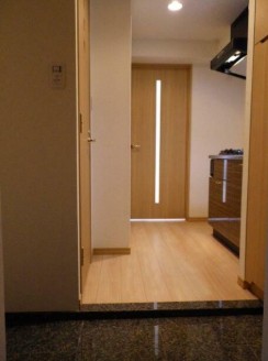 ※同仕様写真(玄関)