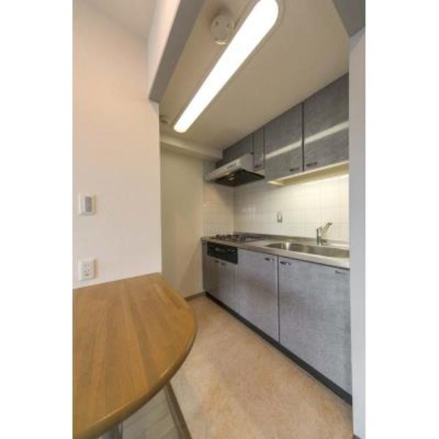 ※写真は同タイプ住戸です。(キッチン)