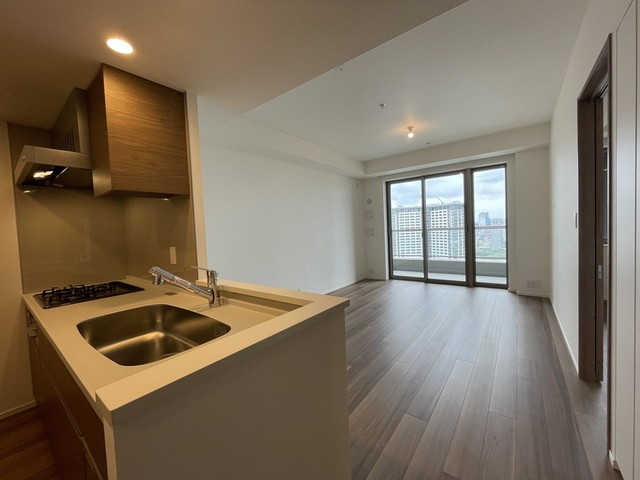 ※写真は同タイプ住戸です。(キッチン)