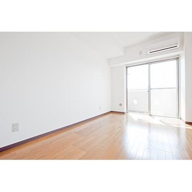 ※写真は同タイプ住戸です。(居間)