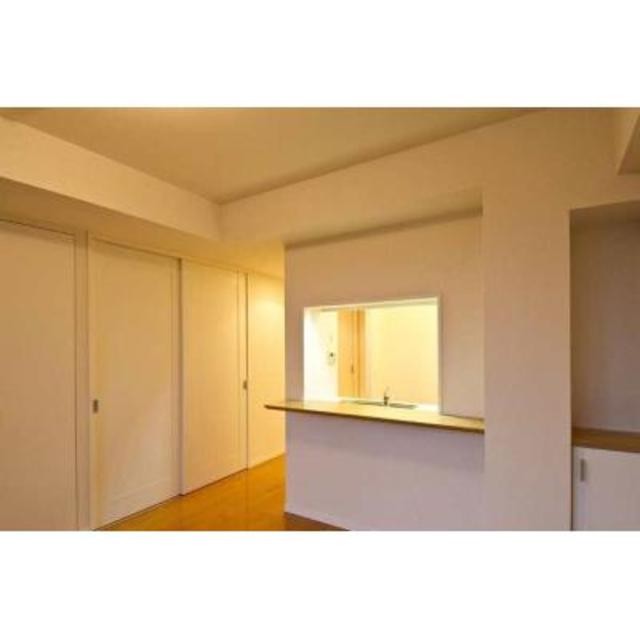 ※写真は同タイプ住戸です。(居間)