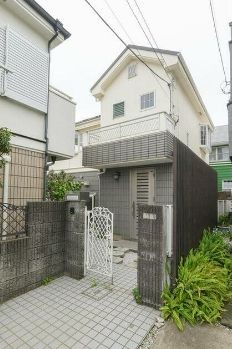 世田谷区瀬田5丁目 【賃貸居住】一戸建