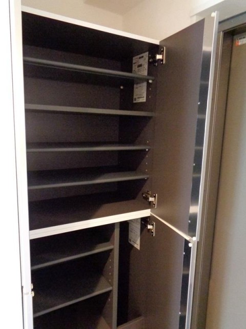 ※同仕様写真含む(玄関)