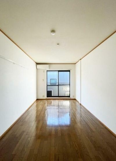 ※同仕様写真含む(居間)