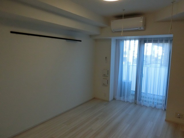 ※写真は同タイプ住戸です。(居間)