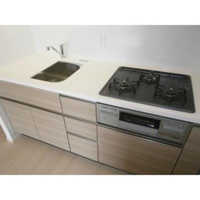 ※写真は同タイプ住戸です。(キッチン)