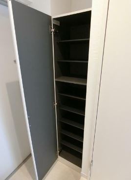 (玄関)