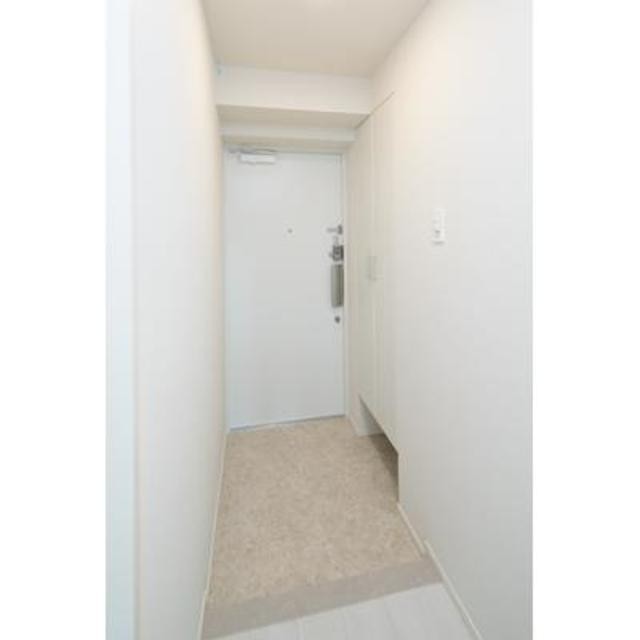 ※写真は同タイプ住戸です。(玄関)