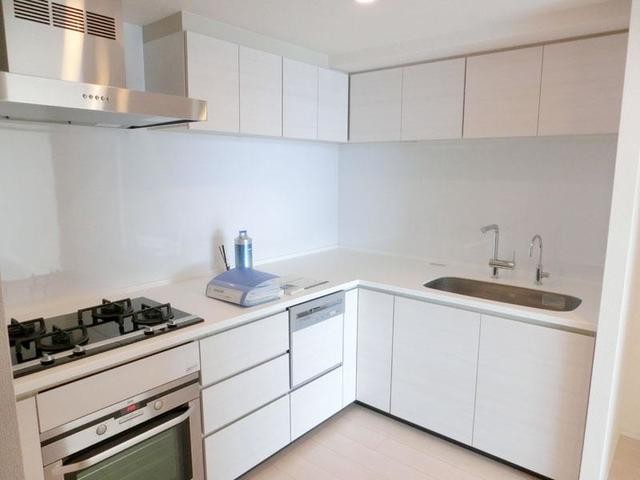 ※写真は同タイプ住戸です。(キッチン)