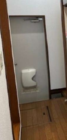 (玄関)