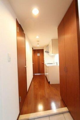 ※同仕様写真含む(玄関)