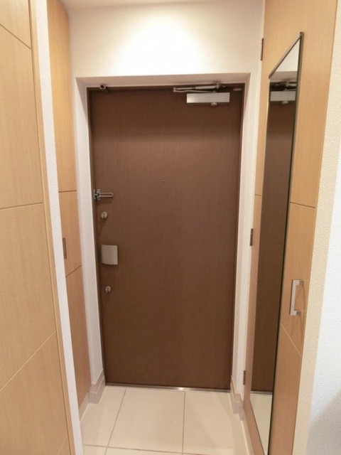 (玄関)