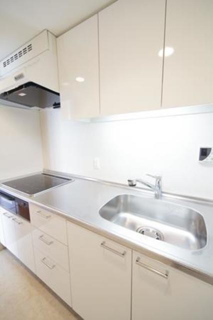 ※写真は同タイプ住戸です。(キッチン)