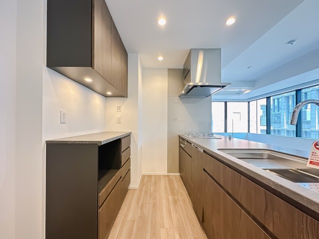 ※写真は同タイプ住戸です。(キッチン)