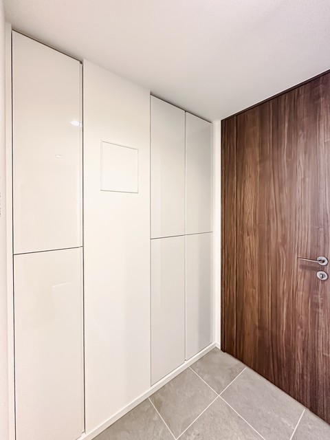 ※写真は同タイプ住戸です。(玄関)