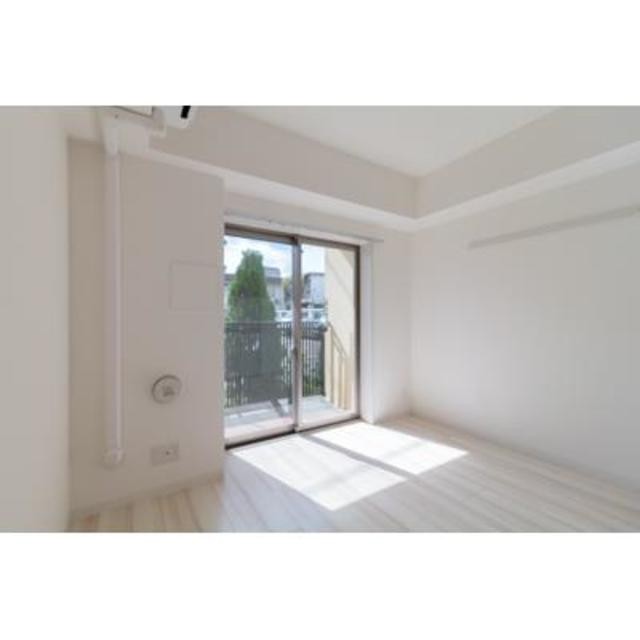 ※写真は同タイプ住戸です。(居間)