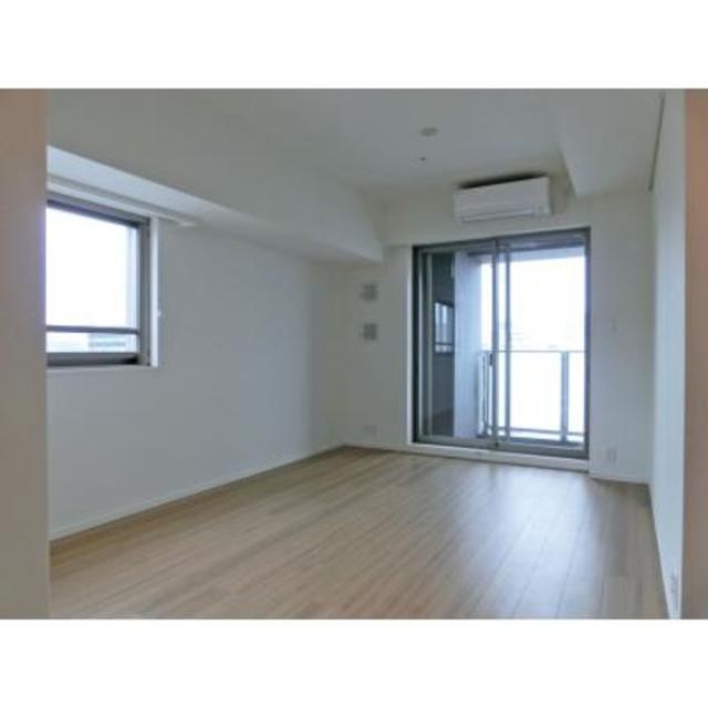 ※写真は同タイプ住戸です。(居間)