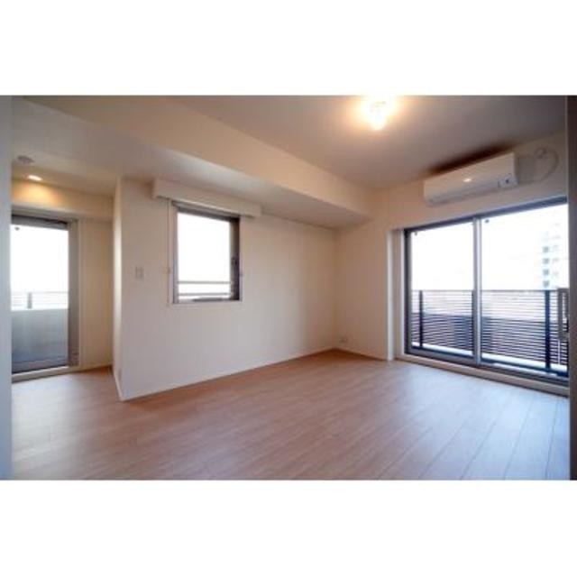 ※写真は同タイプ住戸です。(居間)