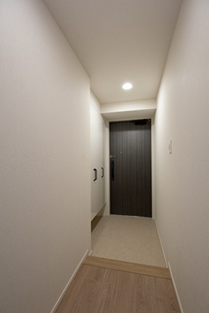 ※写真は同タイプ住戸です。(玄関)