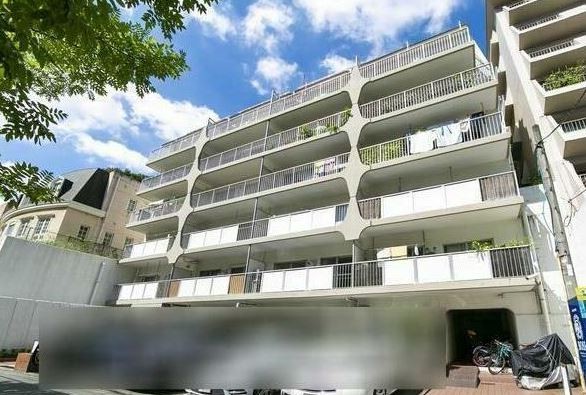 港区三田3丁目 【賃貸居住】マンション