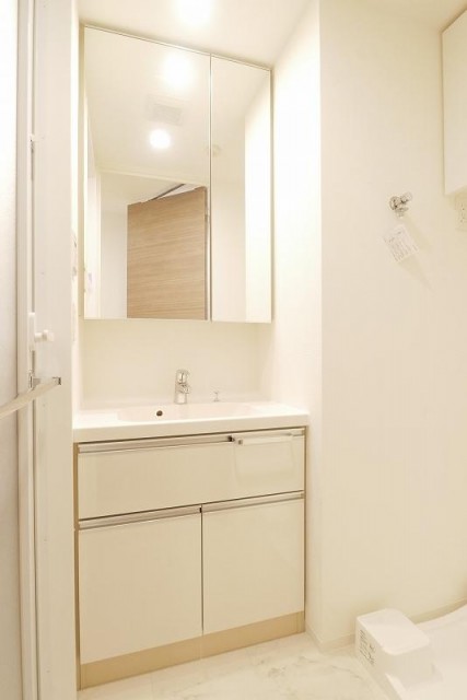 ※同仕様写真含む(内装)