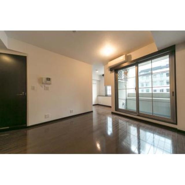 ※写真は同タイプ住戸です。(居間)