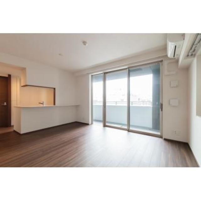 ※写真は同タイプ住戸です。(居間)