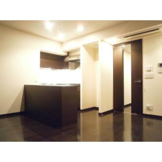 ※写真は同タイプ住戸です。(居間)