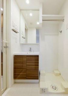 ※同仕様写真を含む(内装)