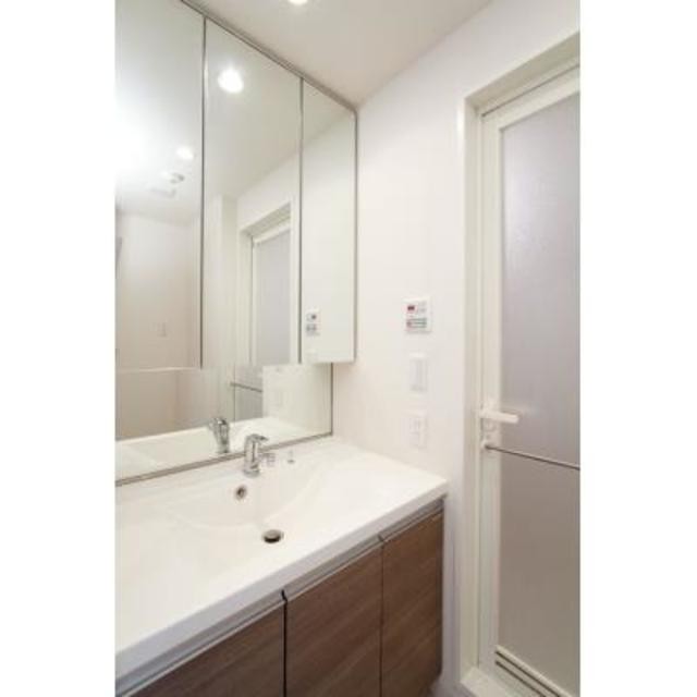 ※写真は同タイプ住戸です。(内装)