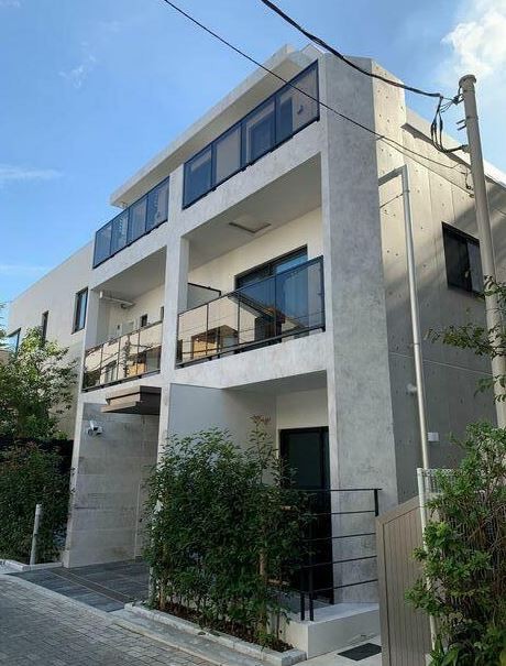 目黒区上目黒3丁目 【賃貸居住】マンション