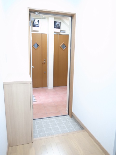 (玄関)