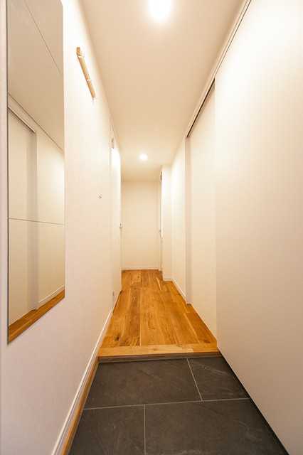 ※写真は同タイプ住戸です。(玄関)