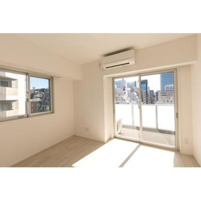 ※写真は同タイプ住戸です。(居間)