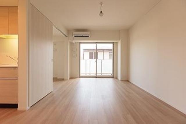 ※写真は同タイプ住戸です。(居間)