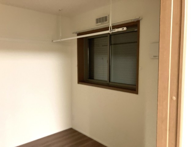 (居間)