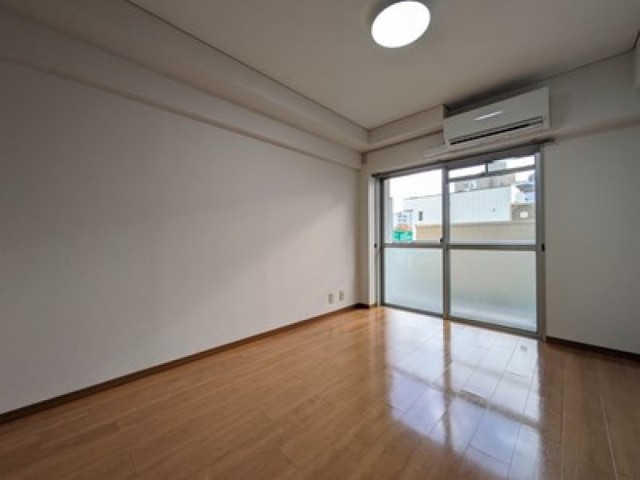 ※同仕様写真含む(居間)