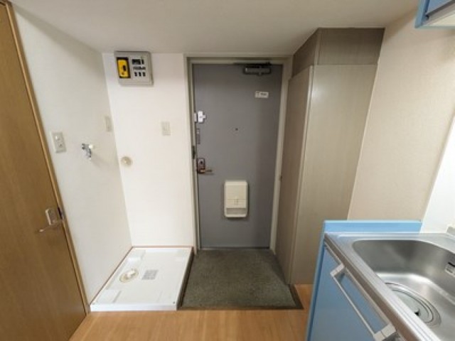 ※同仕様写真含む(玄関)