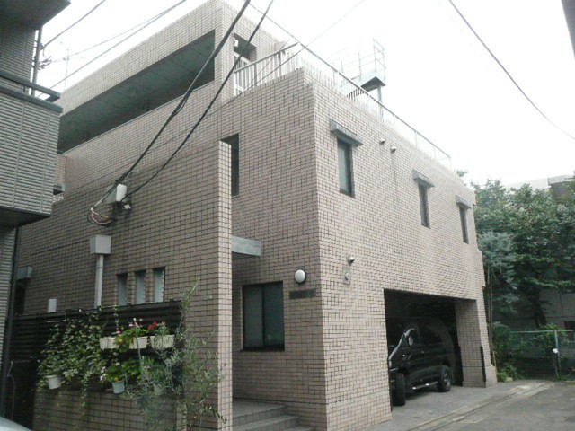 世田谷区下馬2丁目 【賃貸居住】マンション