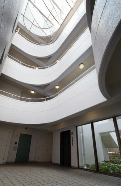 目黒区中目黒4丁目 【賃貸居住】マンション