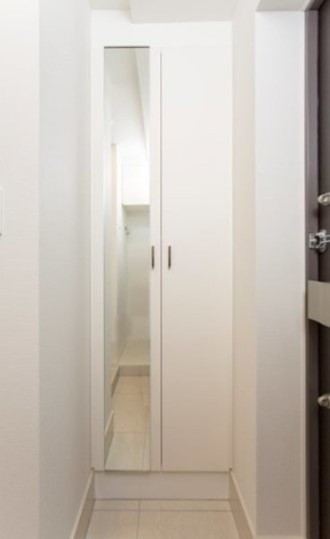 ※同仕様写真含む(玄関)