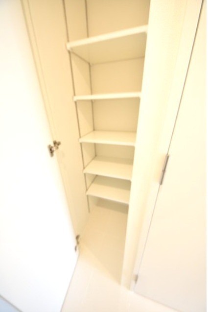 ※同仕様写真含む(玄関)