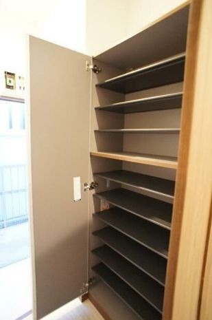 ※同仕様写真含む(玄関)