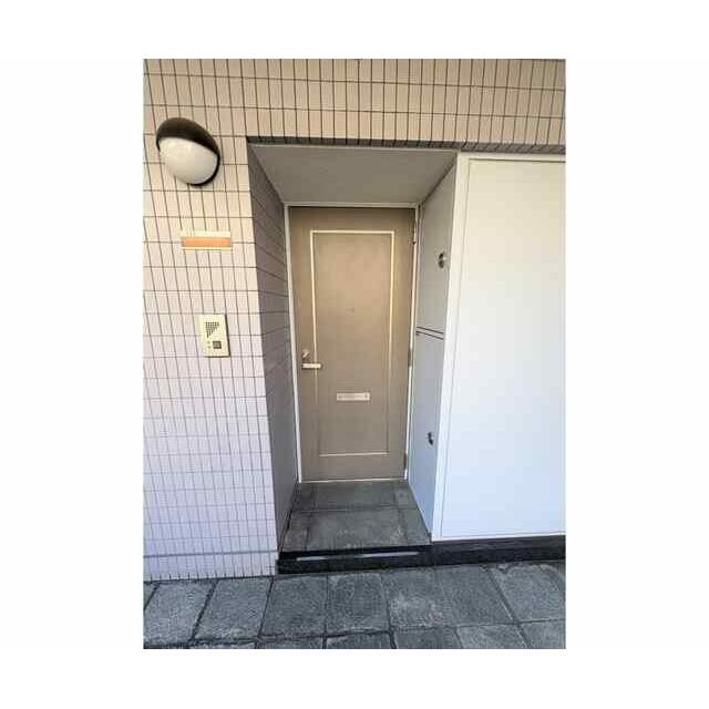 ※同仕様写真含む(玄関)